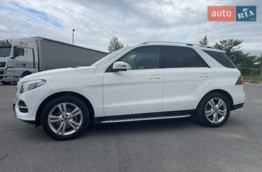 Внедорожник / Кроссовер Mercedes-Benz GLE-Class 2016 в 