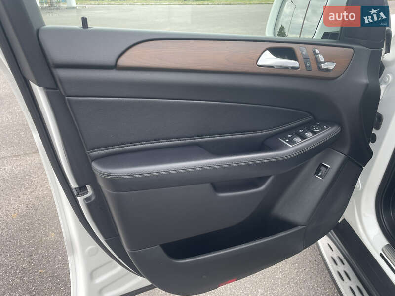 Внедорожник / Кроссовер Mercedes-Benz GLE-Class 2016 в Виннице