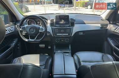 Внедорожник / Кроссовер Mercedes-Benz GLE-Class 2016 в 
