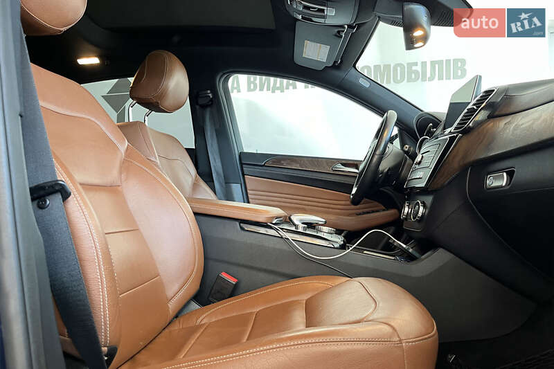 Внедорожник / Кроссовер Mercedes-Benz GLE-Class 2016 в Шептицькому
