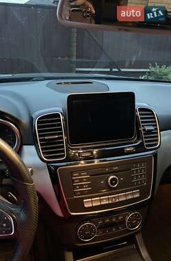 Внедорожник / Кроссовер Mercedes-Benz GLE-Class 2017 в 