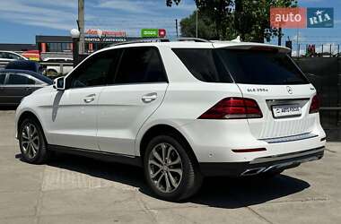 Внедорожник / Кроссовер Mercedes-Benz GLE-Class 2016 в 