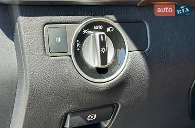 Внедорожник / Кроссовер Mercedes-Benz GLE-Class 2016 в 