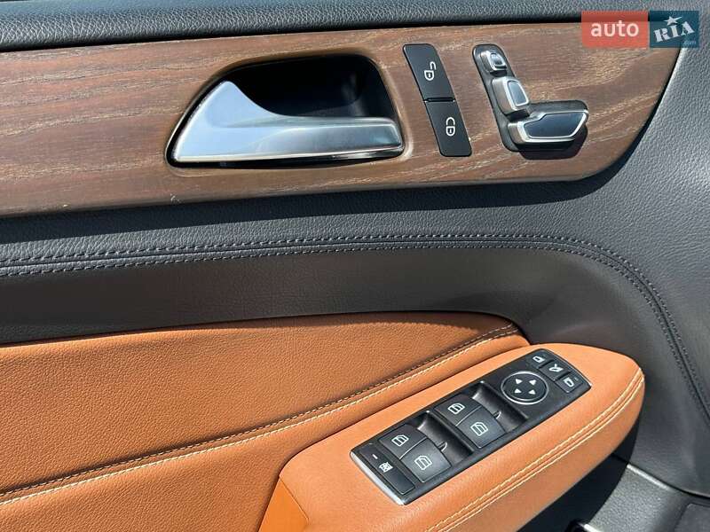 Внедорожник / Кроссовер Mercedes-Benz GLE-Class 2016 в Киеве