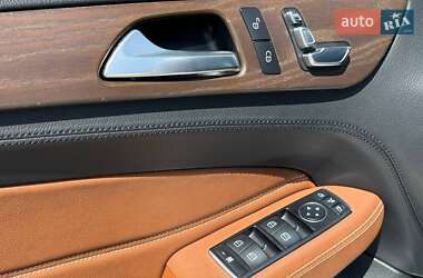 Внедорожник / Кроссовер Mercedes-Benz GLE-Class 2016 в 