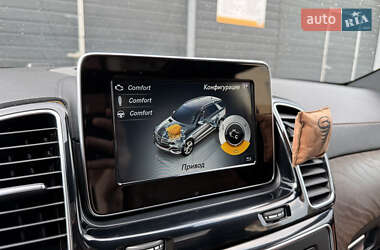 Внедорожник / Кроссовер Mercedes-Benz GLE-Class 2016 в 