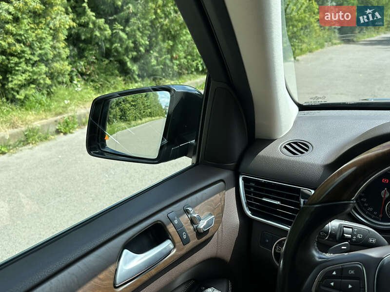 Внедорожник / Кроссовер Mercedes-Benz GLE-Class 2017 в Ровно