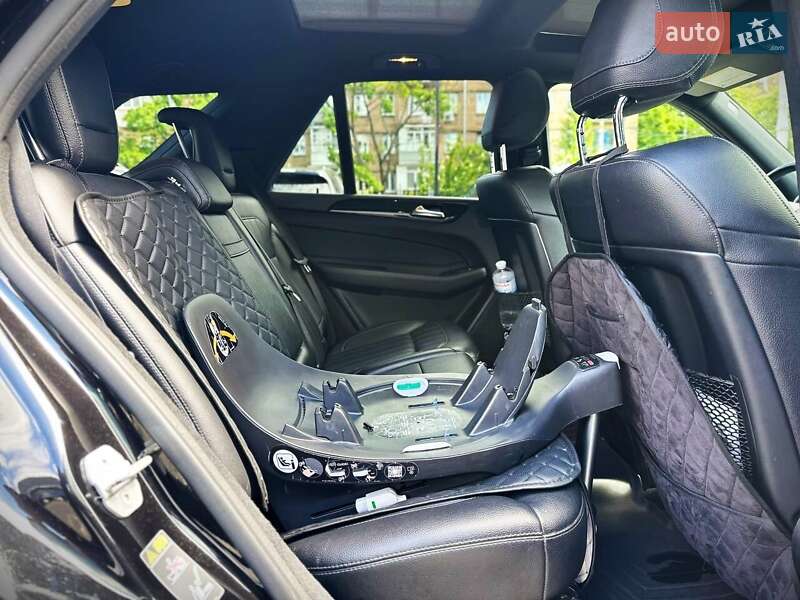 Позашляховик / Кросовер Mercedes-Benz GLE-Class 2016 в Києві