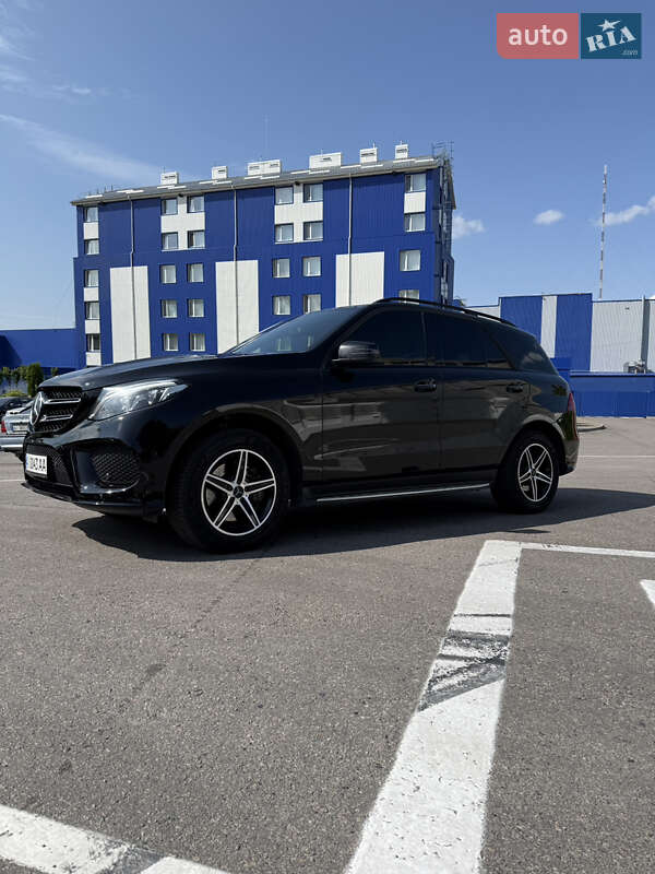 Внедорожник / Кроссовер Mercedes-Benz GLE-Class 2017 в Киеве