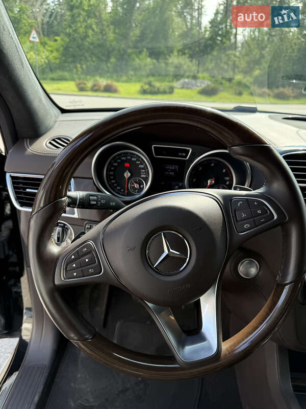 Внедорожник / Кроссовер Mercedes-Benz GLE-Class 2017 в Киеве