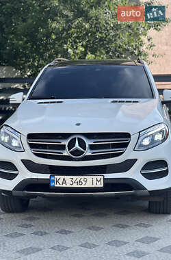Внедорожник / Кроссовер Mercedes-Benz GLE-Class 2018 в 