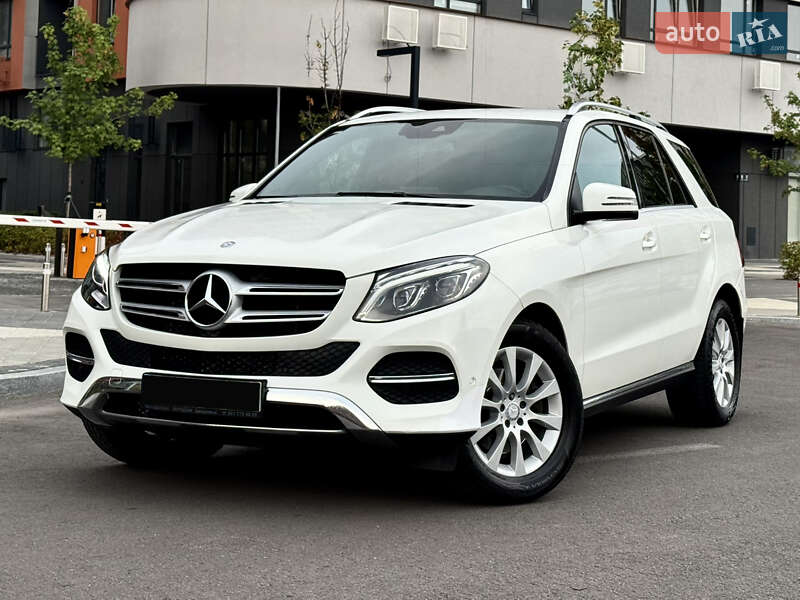 Внедорожник / Кроссовер Mercedes-Benz GLE-Class 2016 в Киеве