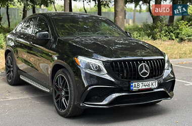 Внедорожник / Кроссовер Mercedes-Benz GLE-Class 2016 в 