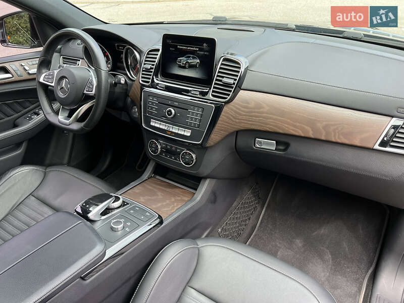 Внедорожник / Кроссовер Mercedes-Benz GLE-Class 2016 в Киеве