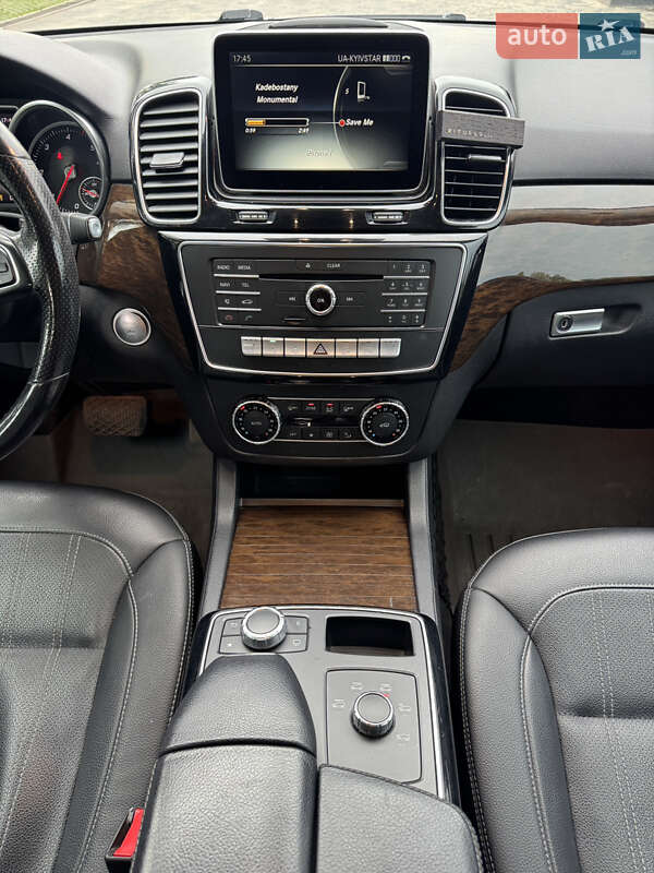 Внедорожник / Кроссовер Mercedes-Benz GLE-Class 2015 в Тернополе