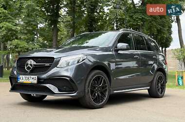 Позашляховик / Кросовер Mercedes-Benz GLE-Class 2016 в 