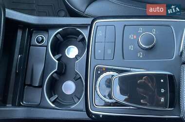 Позашляховик / Кросовер Mercedes-Benz GLE-Class 2016 в 