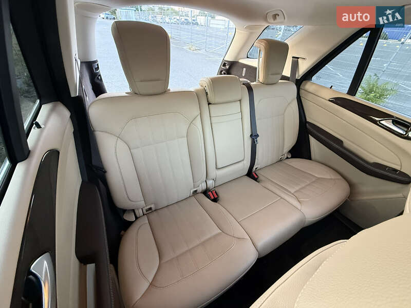 Позашляховик / Кросовер Mercedes-Benz GLE-Class 2015 в Києві