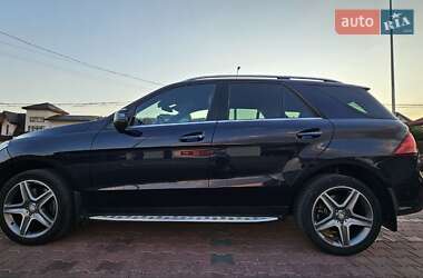 Позашляховик / Кросовер Mercedes-Benz GLE-Class 2016 в 