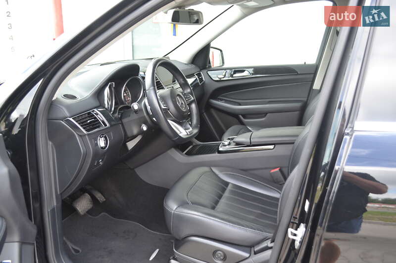 Позашляховик / Кросовер Mercedes-Benz GLE-Class 2016 в Вінниці фото 23 Позашляховик / Кросовер Mercedes-Benz GLE-Class 2016 в Вінниці