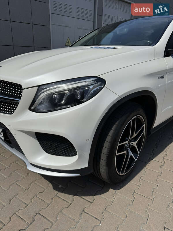 Позашляховик / Кросовер Mercedes-Benz GLE-Class 2018 в Києві