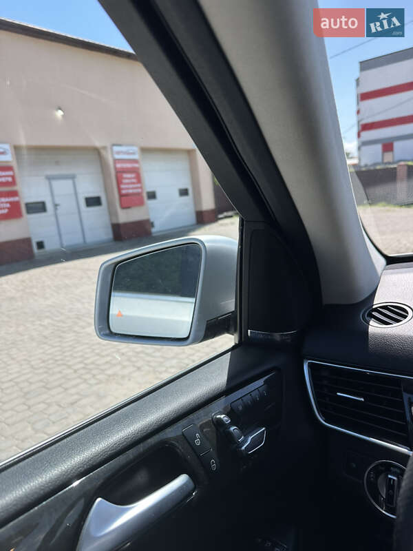 Внедорожник / Кроссовер Mercedes-Benz GLE-Class 2015 в Ивано-Франковске