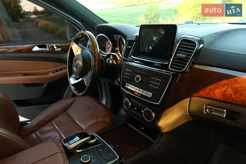 Внедорожник / Кроссовер Mercedes-Benz GLE-Class 2016 в Луцке