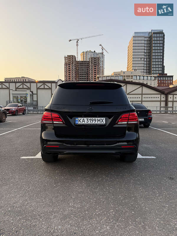Внедорожник / Кроссовер Mercedes-Benz GLE-Class 2017 в Киеве