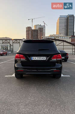 Внедорожник / Кроссовер Mercedes-Benz GLE-Class 2017 в 
