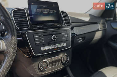 Внедорожник / Кроссовер Mercedes-Benz GLE-Class 2016 в 