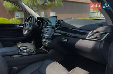 Внедорожник / Кроссовер Mercedes-Benz GLE-Class 2016 в 