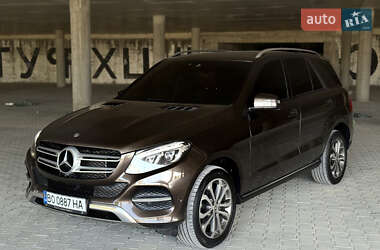 Внедорожник / Кроссовер Mercedes-Benz GLE-Class 2016 в 