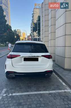 Внедорожник / Кроссовер Mercedes-Benz GLE-Class 2019 в 
