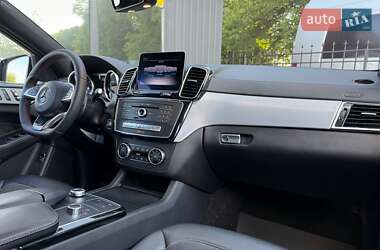 Внедорожник / Кроссовер Mercedes-Benz GLE-Class 2018 в 