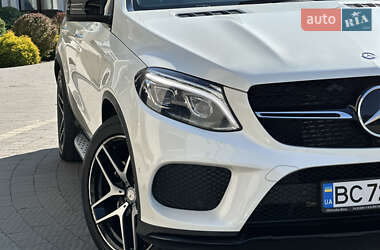 Внедорожник / Кроссовер Mercedes-Benz GLE-Class 2015 в 