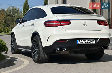 Внедорожник / Кроссовер Mercedes-Benz GLE-Class 2015 в 