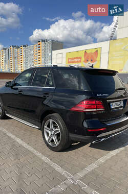 Внедорожник / Кроссовер Mercedes-Benz GLE-Class 2015 в 