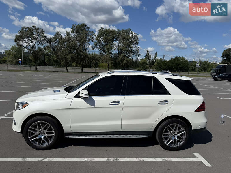 Внедорожник / Кроссовер Mercedes-Benz GLE-Class 2016 в Киеве