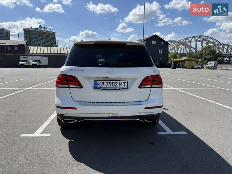 Внедорожник / Кроссовер Mercedes-Benz GLE-Class 2016 в Киеве