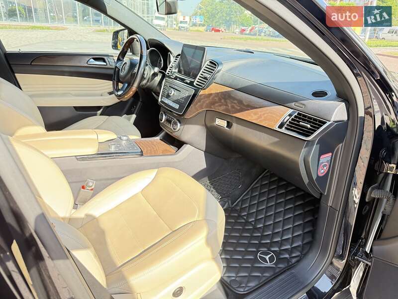 Внедорожник / Кроссовер Mercedes-Benz GLE-Class 2016 в Ивано-Франковске
