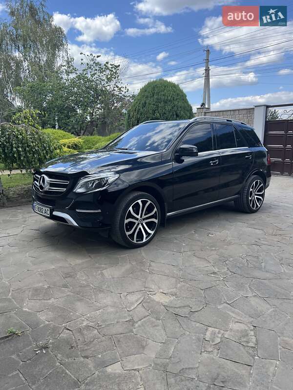Внедорожник / Кроссовер Mercedes-Benz GLE-Class 2017 в Днепре