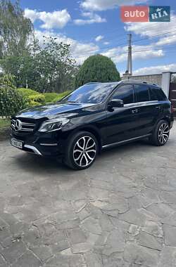 Внедорожник / Кроссовер Mercedes-Benz GLE-Class 2017 в 