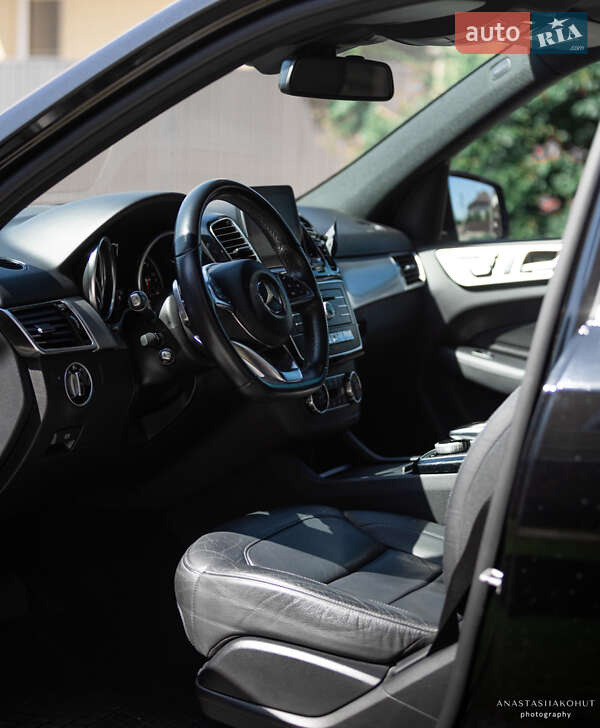 Внедорожник / Кроссовер Mercedes-Benz GLE-Class 2017 в Петропавловской Борщаговке