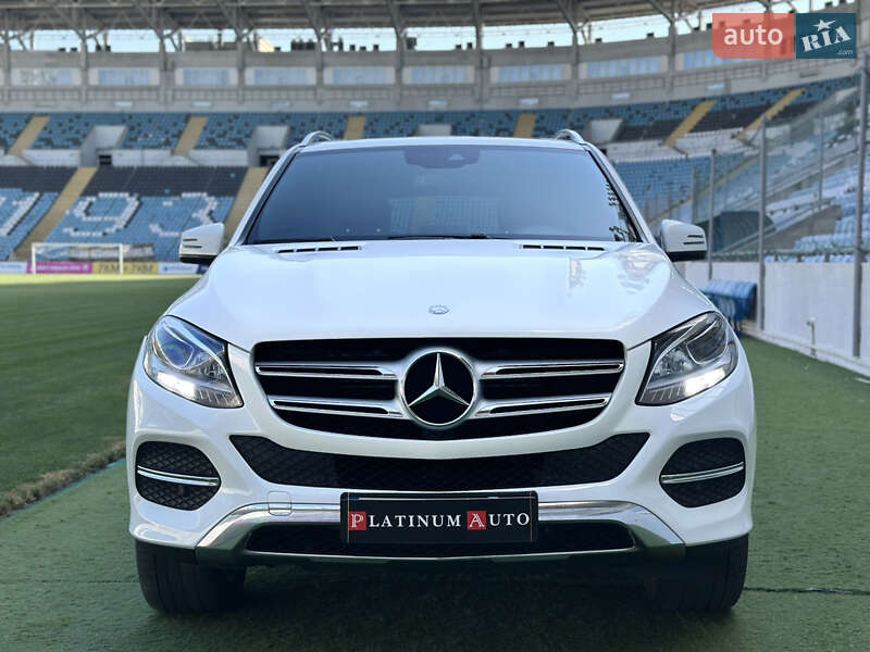 Внедорожник / Кроссовер Mercedes-Benz GLE-Class 2016 в Одессе фото 3 Внедорожник / Кроссовер Mercedes-Benz GLE-Class 2016 в Одессе