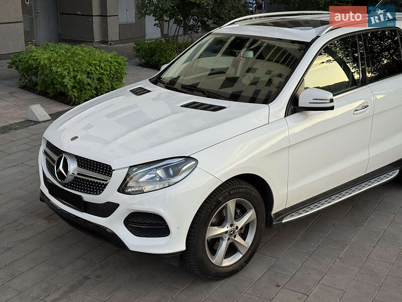 Внедорожник / Кроссовер Mercedes-Benz GLE-Class 2018 в Киеве