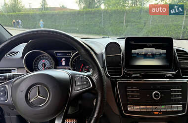 Внедорожник / Кроссовер Mercedes-Benz GLE-Class 2017 в 
