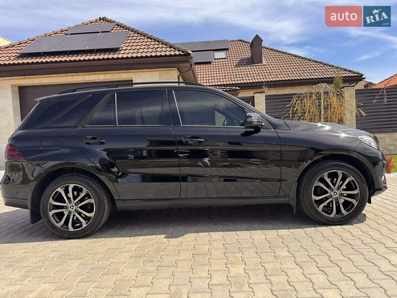 Позашляховик / Кросовер Mercedes-Benz GLE-Class 2017 в Одесі
