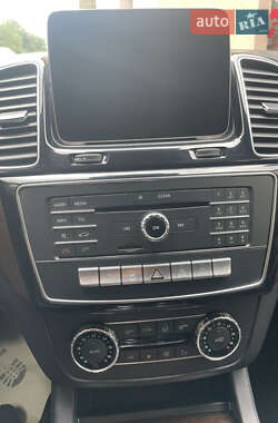 Внедорожник / Кроссовер Mercedes-Benz GLE-Class 2017 в 