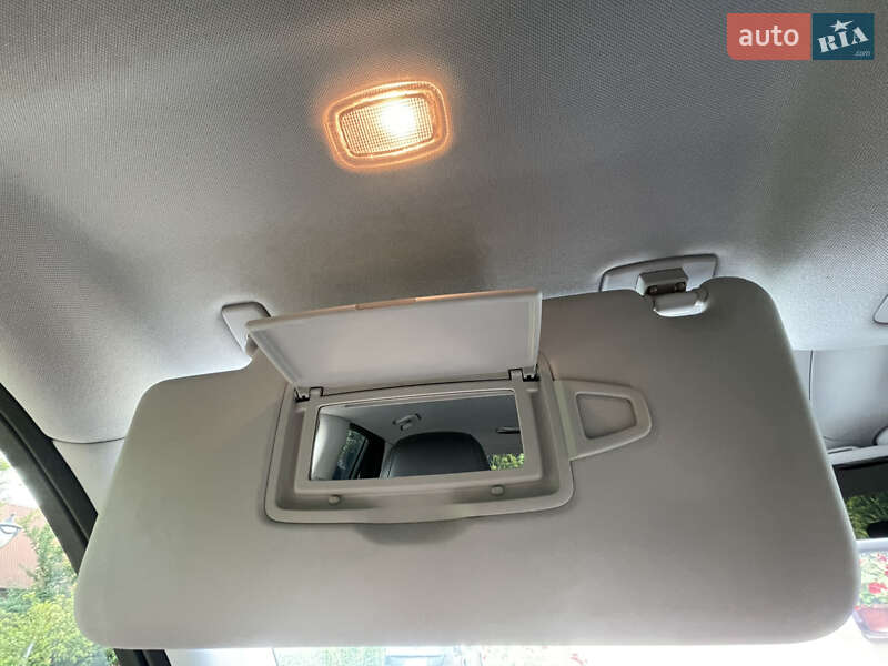 Внедорожник / Кроссовер Mercedes-Benz GLE-Class 2017 в Луцке