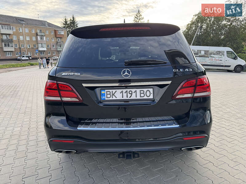 Внедорожник / Кроссовер Mercedes-Benz GLE-Class 2017 в Киеве